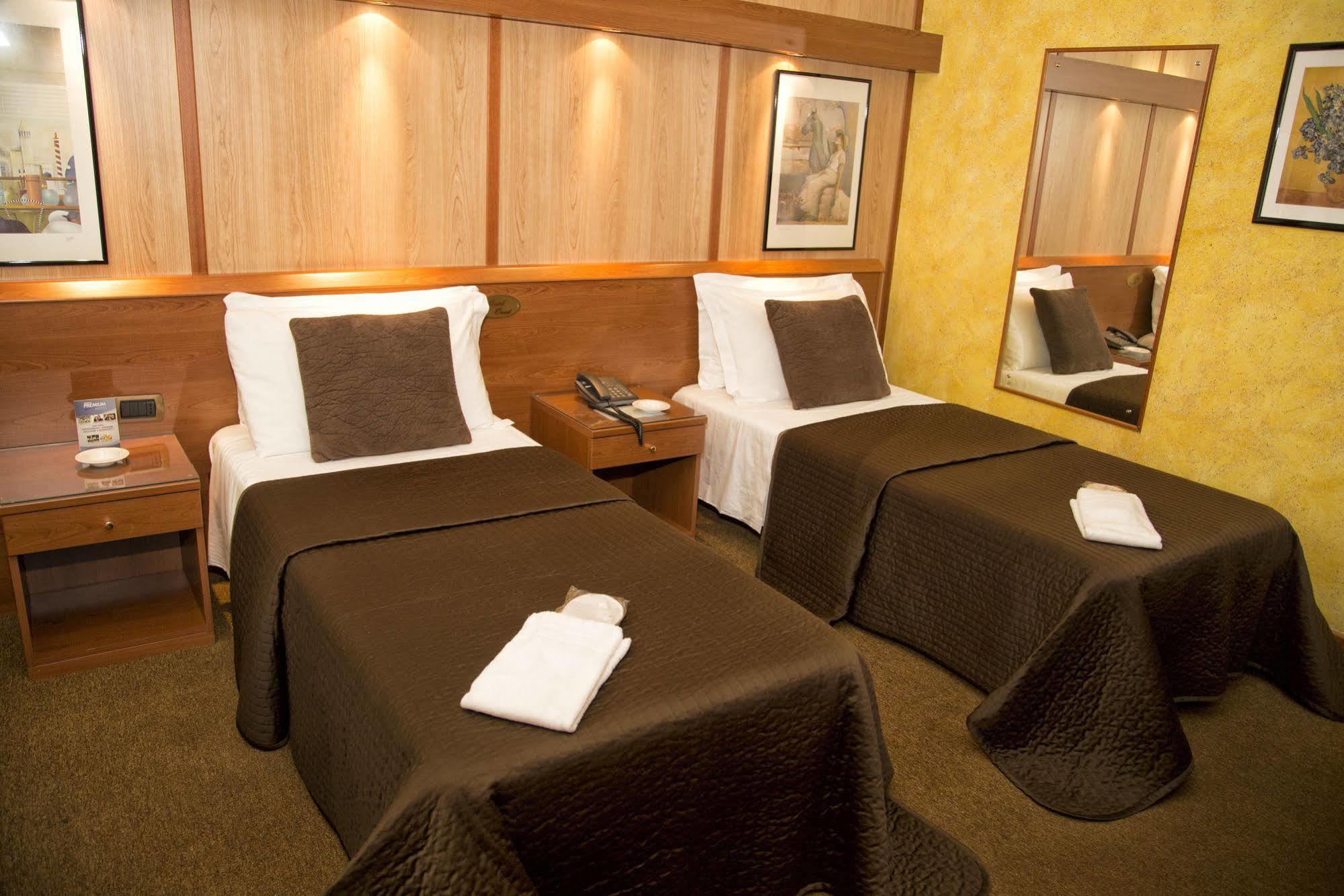 Hotel Motel Ovest Vittuone Eksteriør billede